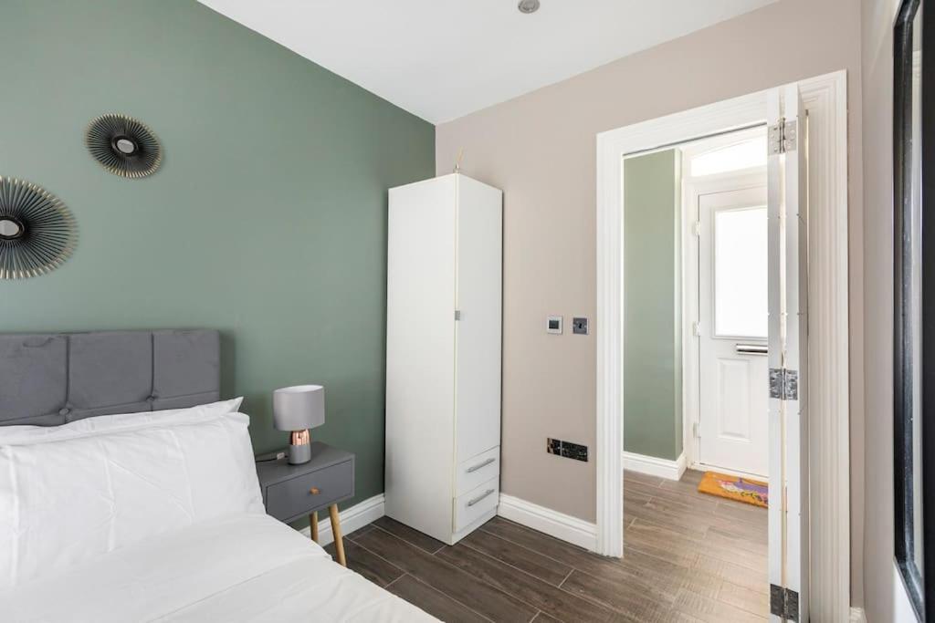 Beautiful Brighton Apartment, 5Min Walk To Beach Exterior photo